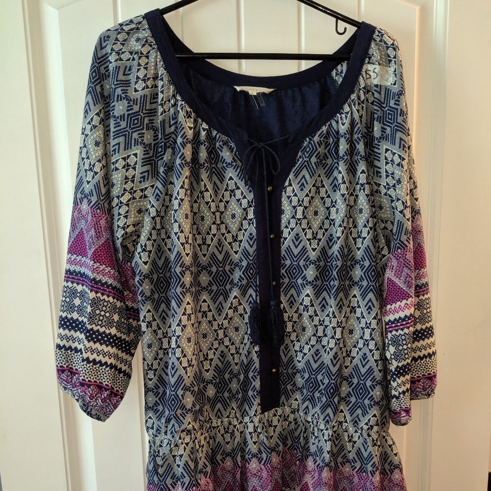 Navy and pink quarter length sleeve tunic